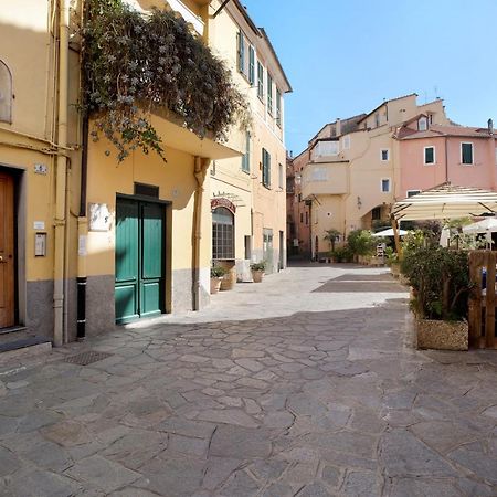 Ferienwohnung Casa Di Ali Imperia Exterior foto